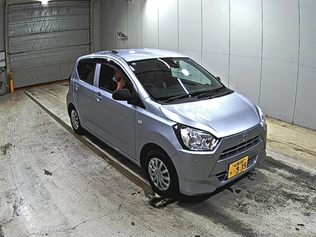 Daihatsu Mira e:S LA350S 2023